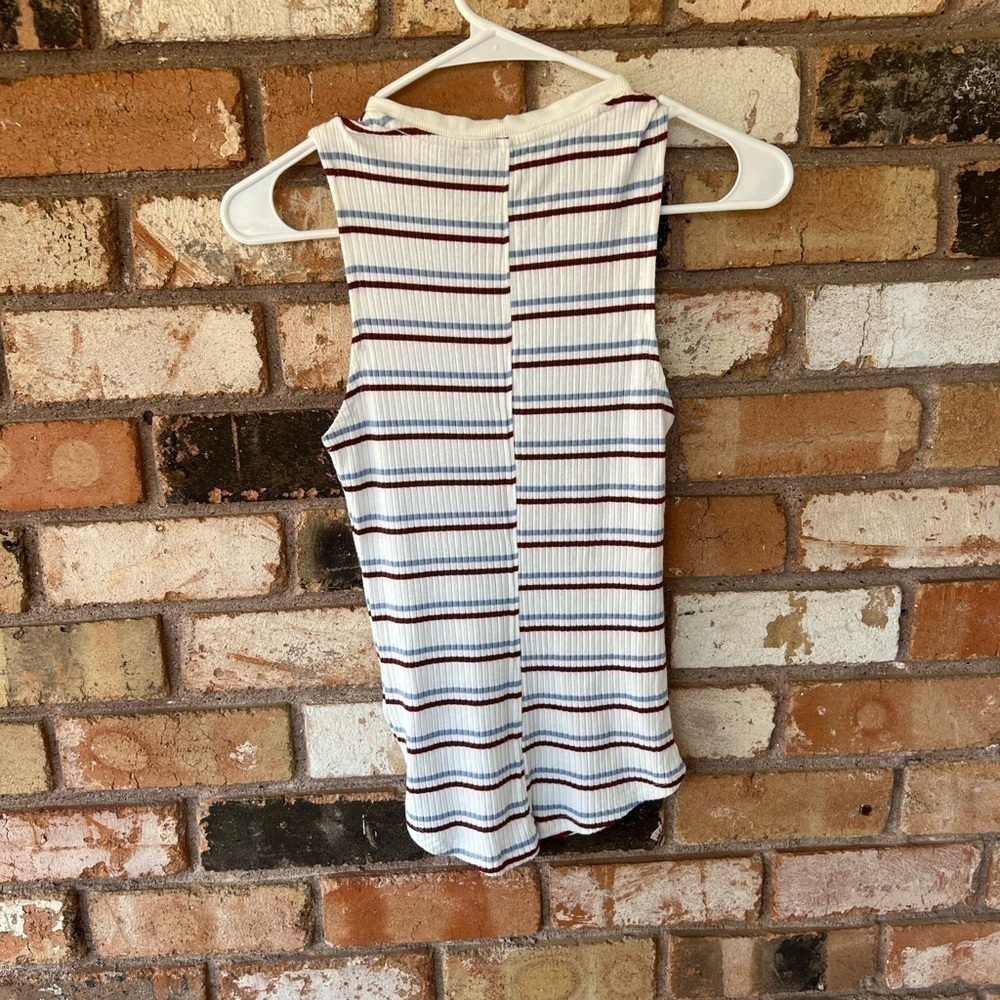 Frame Striped Tank Top - Picture 8 of 10